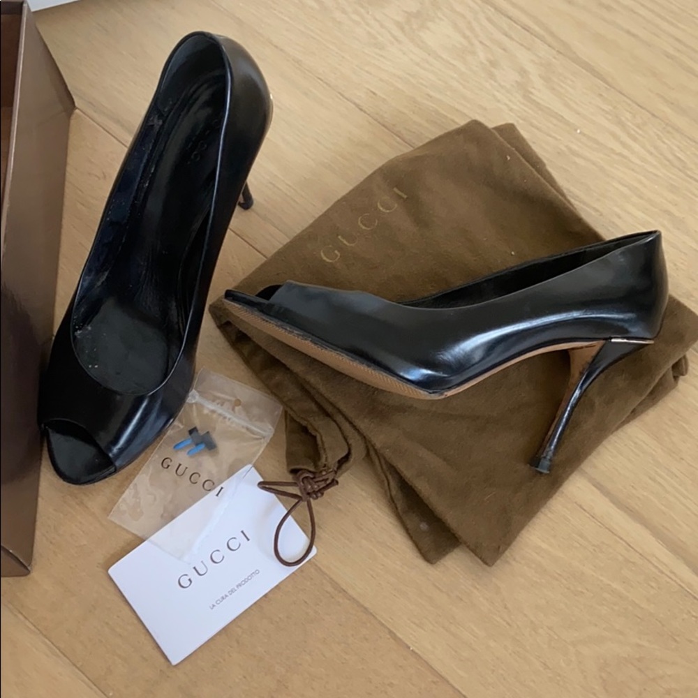 Preloved GUCCI Peep Toe Heels